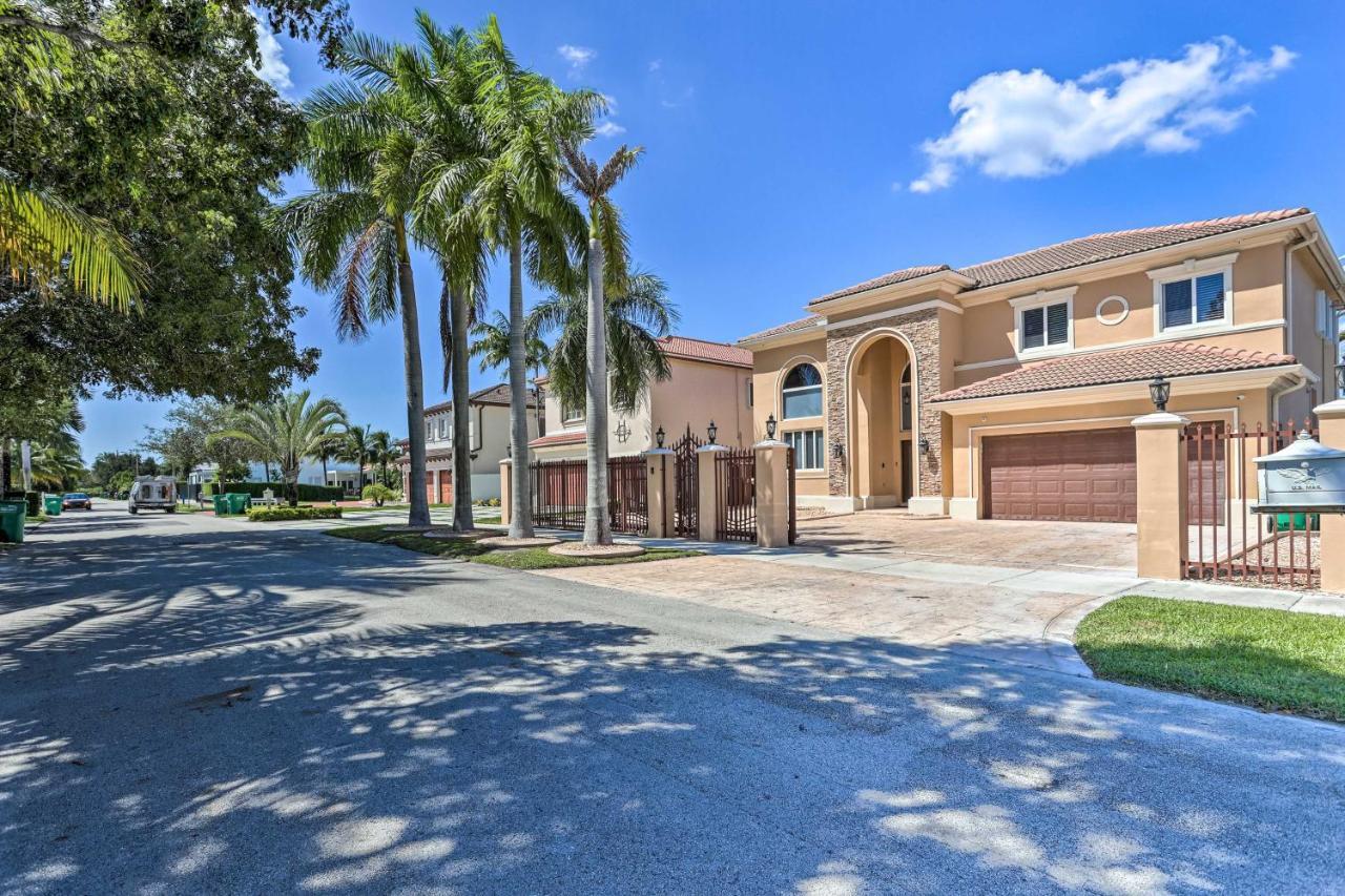 Spacious Retreat With Grill, Pool And Dock! Casa de Férias Miami
