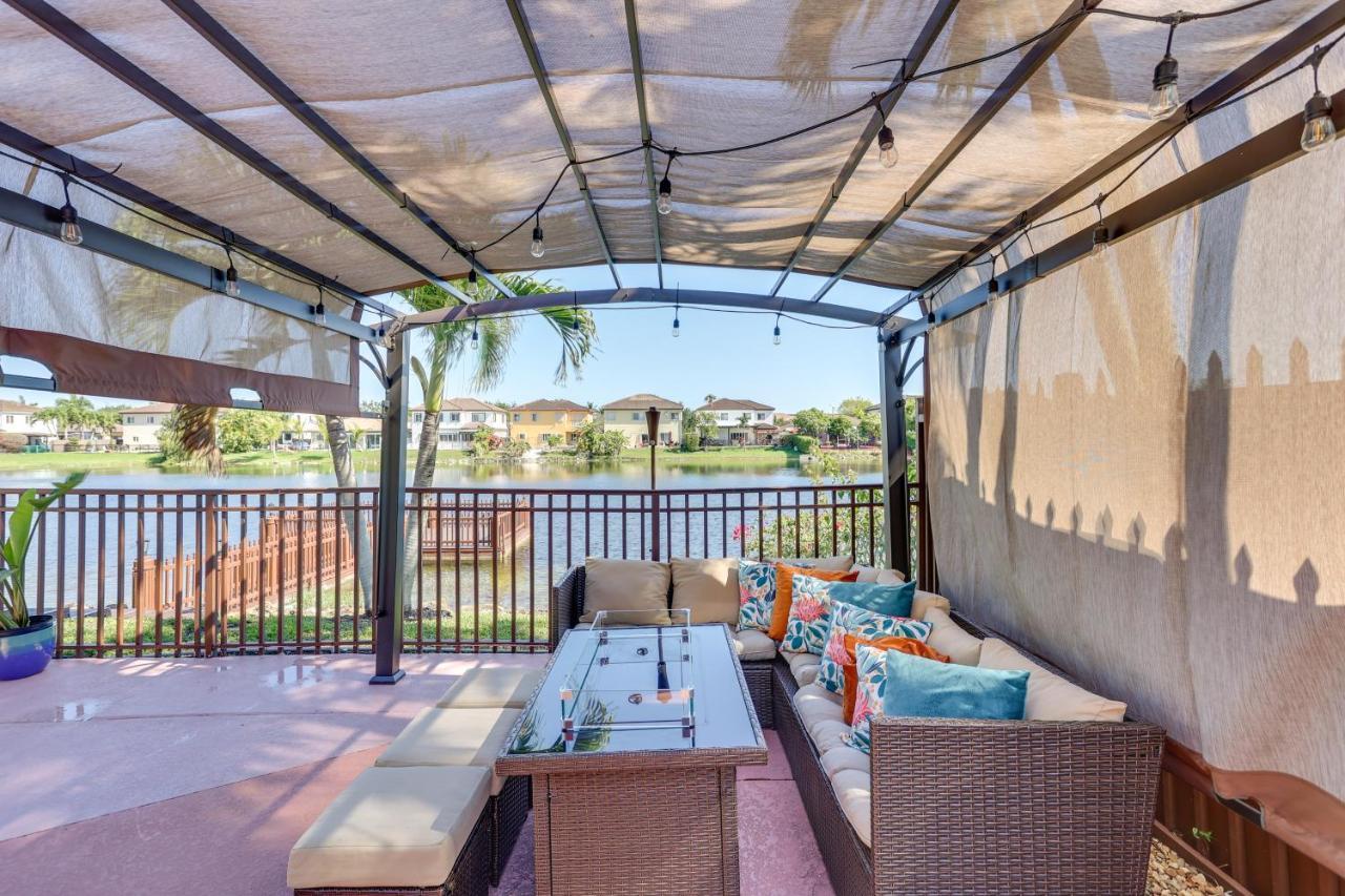 Spacious Retreat With Grill, Pool And Dock! Casa de Férias Miami